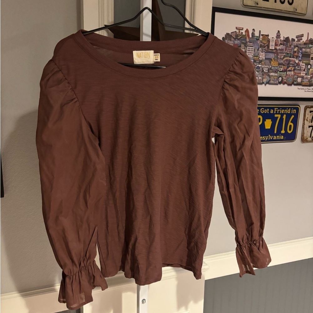 Nation LTD Carly Voluminous Contrast Tee in Pinot Noir Size XS - Picture 2 of 5
